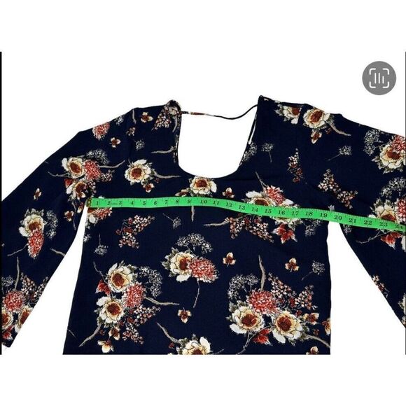 Nylon Apparel Dark Blue Floral Print Flowy Kimono Sleeve Shirt Size Medium - Picture 9 of 10